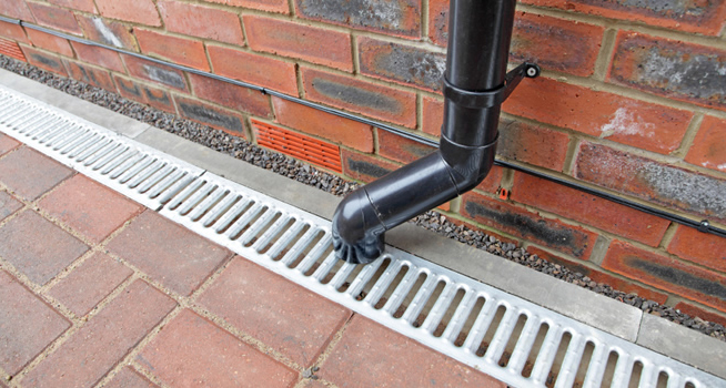 #outside-pipe-drain